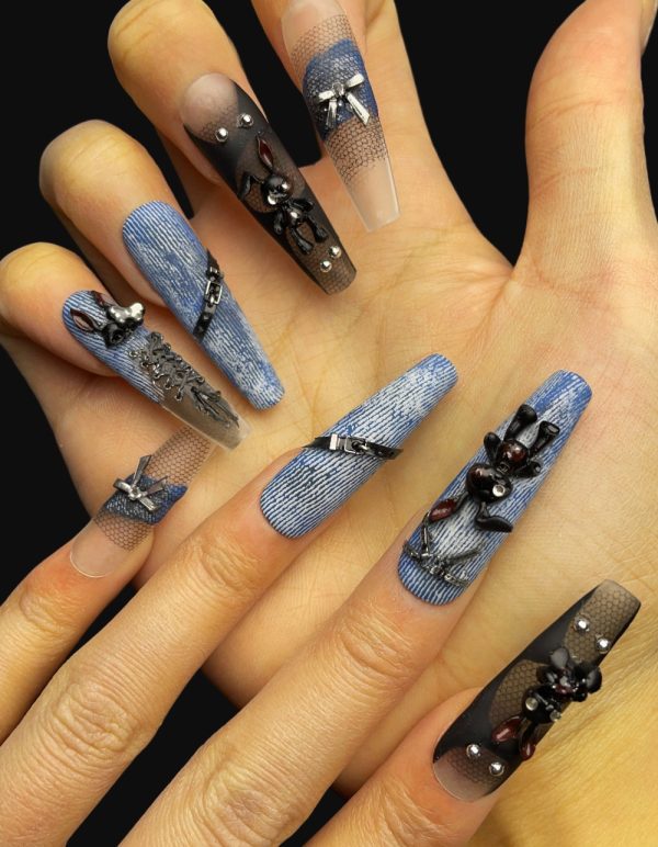 图1-1000x1287 Denim Bunny