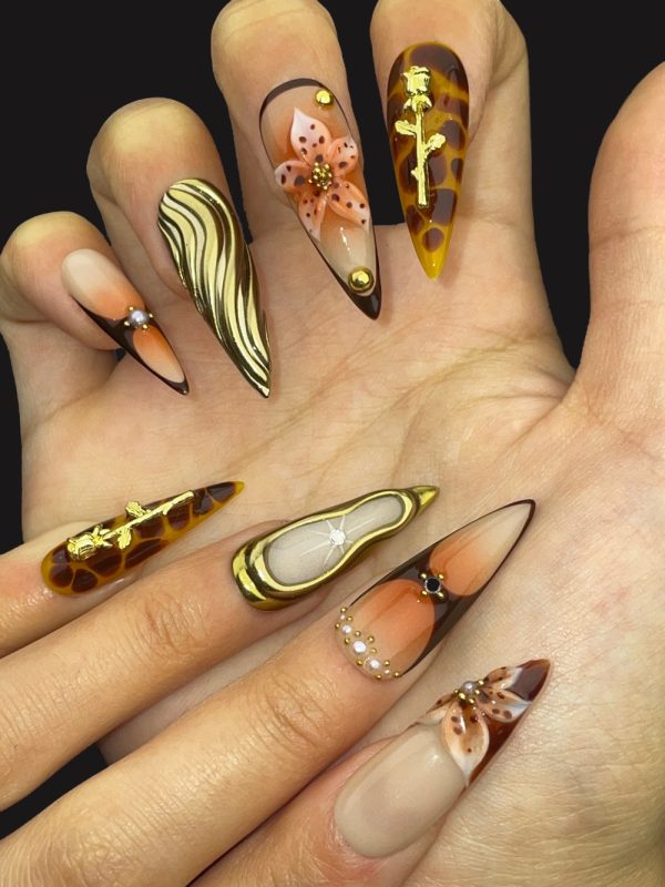 图1-1000x1333 Amber G