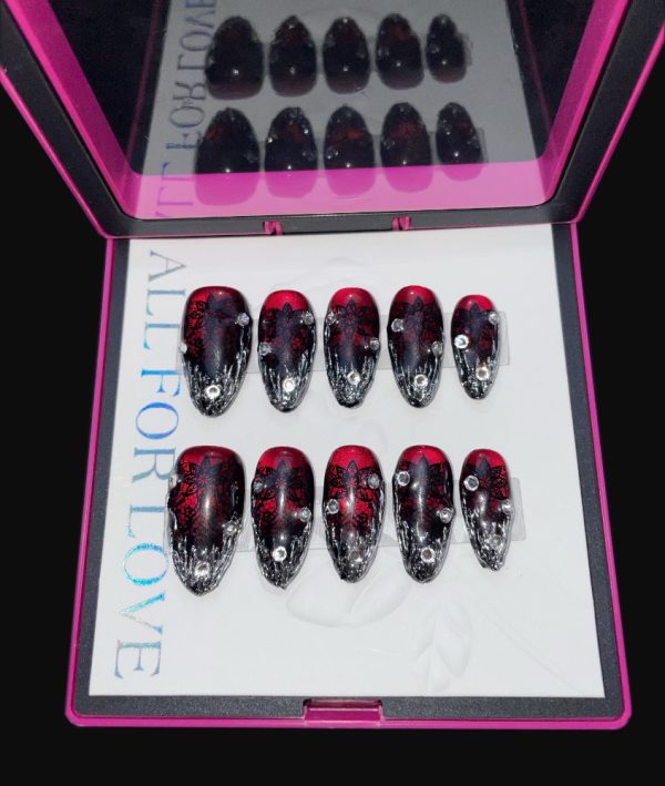 图3-846x1000 Scarlet Noir Lace