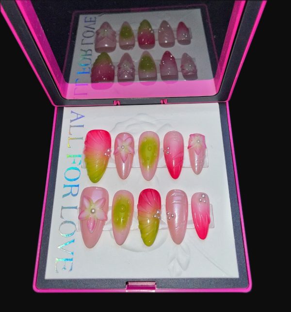 图3-933x1000 Blush Lily